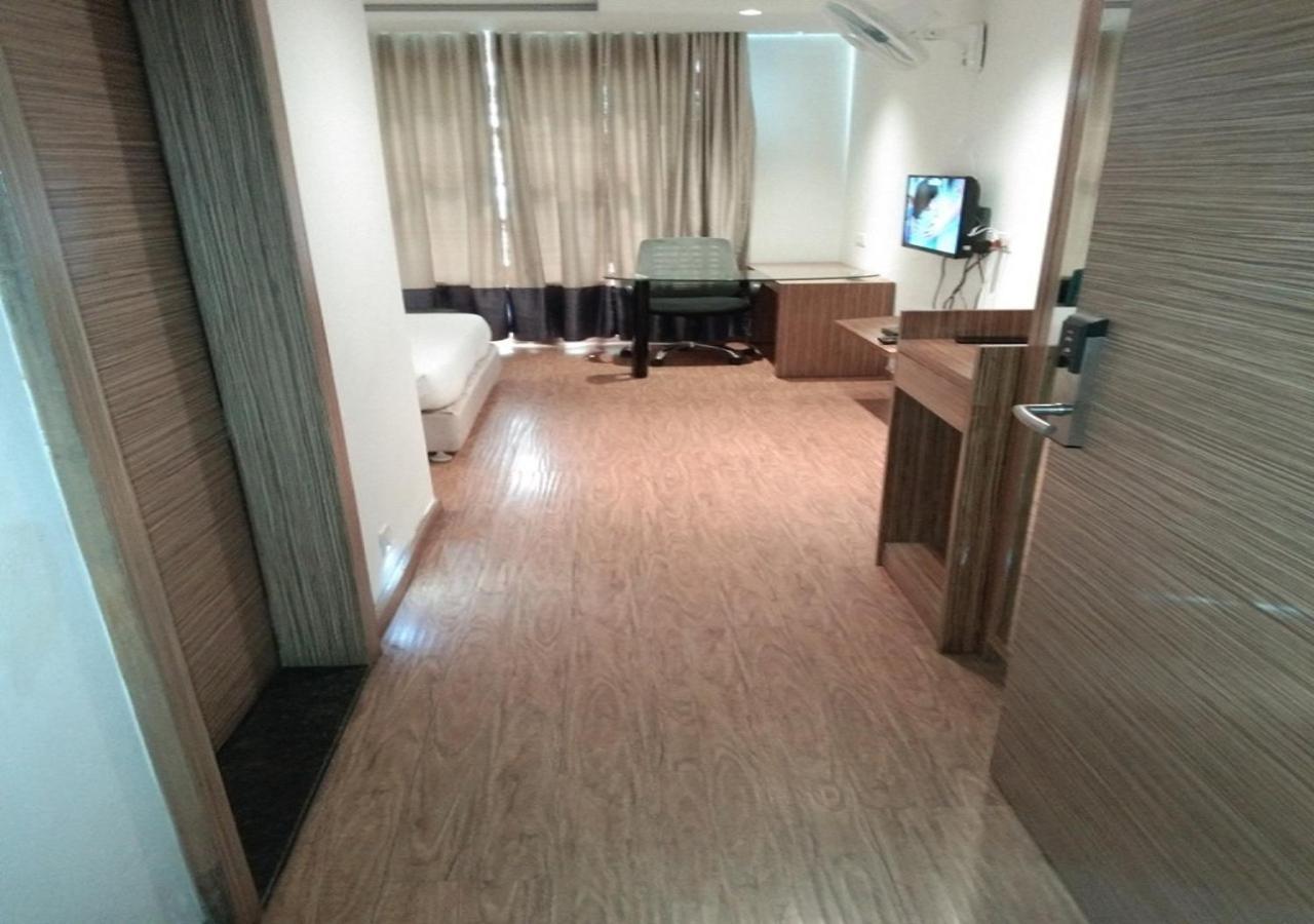 Hotel Amora - Rajnandgaon Raj Nandgaon Esterno foto