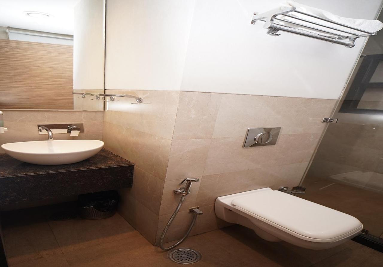 Hotel Amora - Rajnandgaon Raj Nandgaon Esterno foto