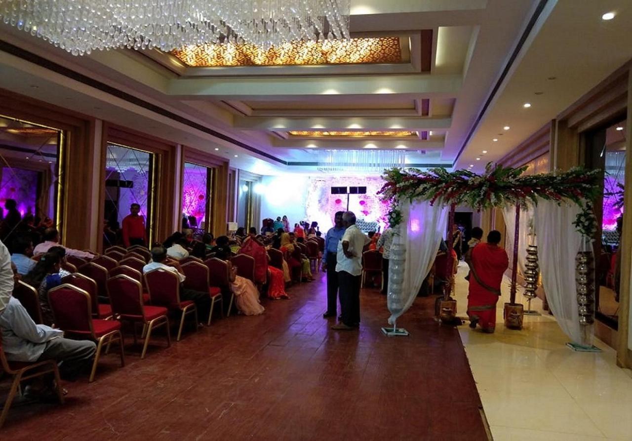 Hotel Amora - Rajnandgaon Raj Nandgaon Esterno foto